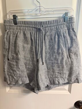 Athleta Retreat Linen 4” Light Gray